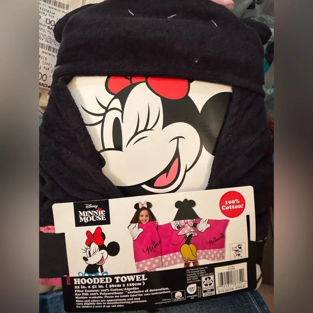 Disney Minnie Mouse Hooded Bath Towel